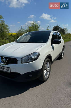 Позашляховик / Кросовер Nissan Qashqai 2011 в Рава-Руській