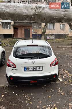 Позашляховик / Кросовер Nissan Qashqai 2012 в Одесі