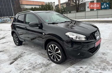 Позашляховик / Кросовер Nissan Qashqai 2011 в Луцьку