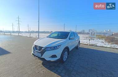 Позашляховик / Кросовер Nissan Qashqai 2018 в Львові