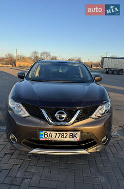 Внедорожник / Кроссовер Nissan Qashqai 2016 в 