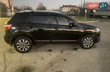 Позашляховик / Кросовер Nissan Qashqai 2012 в Дубні