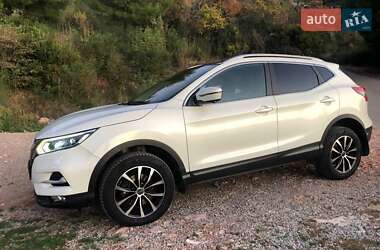 Позашляховик / Кросовер Nissan Qashqai 2017 в Одесі