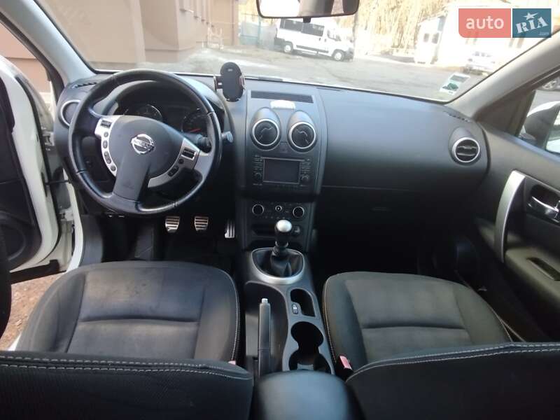 Внедорожник / Кроссовер Nissan Qashqai 2011 в Ровно