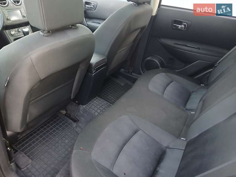 Внедорожник / Кроссовер Nissan Qashqai 2011 в Каменке-Бугской
