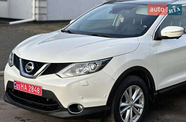 Позашляховик / Кросовер Nissan Qashqai 2014 в Радивиліві