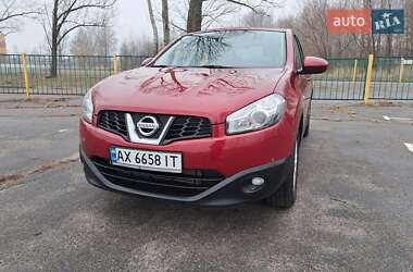 Позашляховик / Кросовер Nissan Qashqai 2012 в Харкові