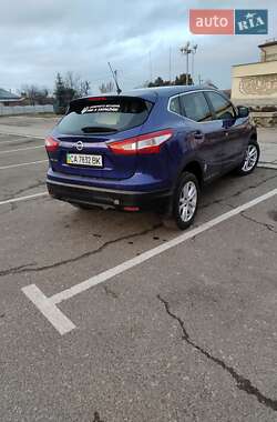 Внедорожник / Кроссовер Nissan Qashqai 2014 в 