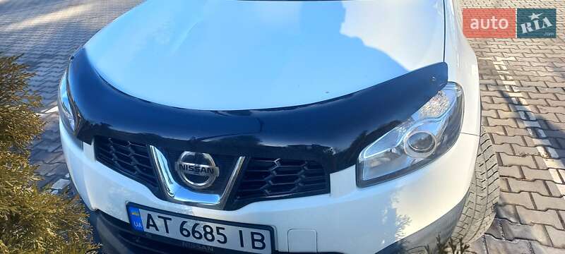 Внедорожник / Кроссовер Nissan Qashqai 2011 в Косове