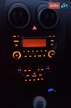 Внедорожник / Кроссовер Nissan Qashqai 2011 в 