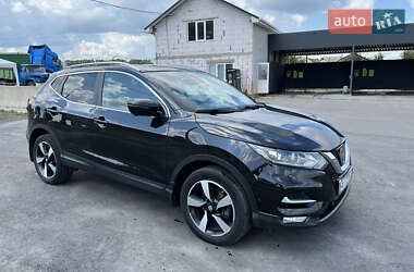 Внедорожник / Кроссовер Nissan Qashqai 2017 в Ставище