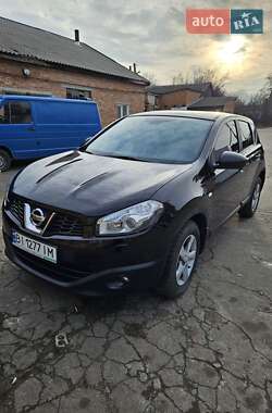 Внедорожник / Кроссовер Nissan Qashqai 2011 в 