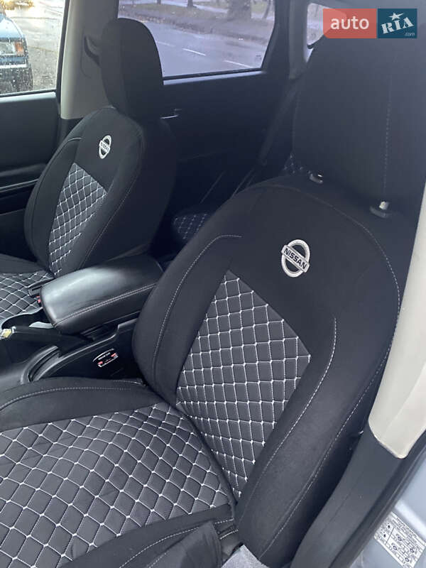 Позашляховик / Кросовер Nissan Qashqai 2007 в Черкасах фото 7 Позашляховик / Кросовер Nissan Qashqai 2007 в Черкасах