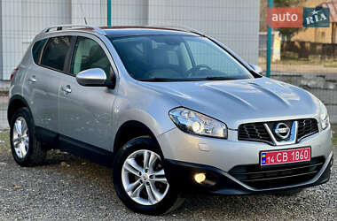 Внедорожник / Кроссовер Nissan Qashqai 2012 в Стрые