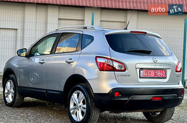 Внедорожник / Кроссовер Nissan Qashqai 2012 в Стрые