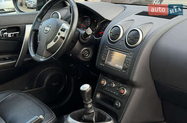 Внедорожник / Кроссовер Nissan Qashqai 2012 в Стрые