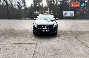 Позашляховик / Кросовер Nissan Qashqai 2011 в 