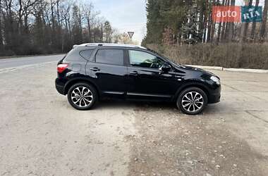 Позашляховик / Кросовер Nissan Qashqai 2011 в 