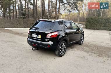 Позашляховик / Кросовер Nissan Qashqai 2011 в 