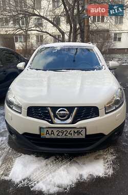 Позашляховик / Кросовер Nissan Qashqai 2012 в Києві