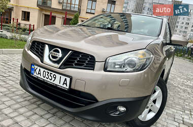 Внедорожник / Кроссовер Nissan Qashqai 2012 в Черкассах