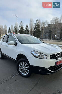 Позашляховик / Кросовер Nissan Qashqai 2010 в Миргороді