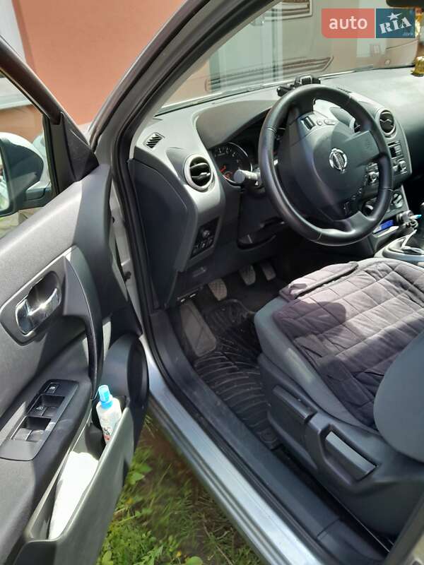 Внедорожник / Кроссовер Nissan Qashqai 2013 в Ивано-Франковске