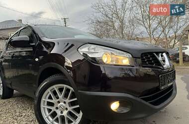 Позашляховик / Кросовер Nissan Qashqai 2010 в Трускавці