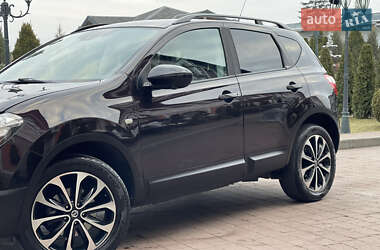 Позашляховик / Кросовер Nissan Qashqai 2013 в Стрию