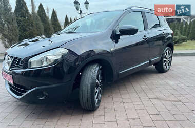 Позашляховик / Кросовер Nissan Qashqai 2013 в Стрию