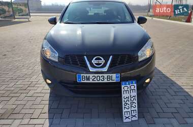 Позашляховик / Кросовер Nissan Qashqai 2011 в Чернівцях