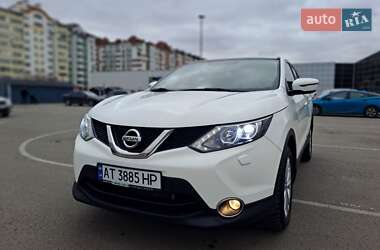 Внедорожник / Кроссовер Nissan Qashqai 2014 в Ивано-Франковске