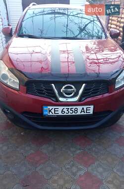 Позашляховик / Кросовер Nissan Qashqai 2010 в Дніпрі