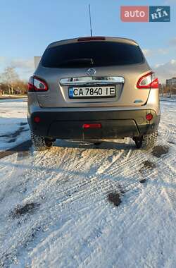 Внедорожник / Кроссовер Nissan Qashqai 2011 в Черкассах