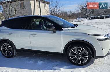 Позашляховик / Кросовер Nissan Qashqai 2023 в 