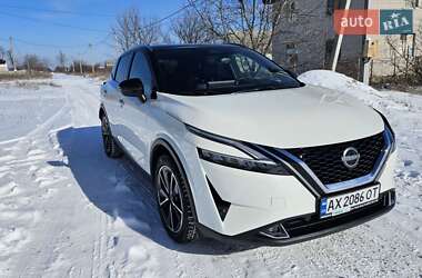 Позашляховик / Кросовер Nissan Qashqai 2023 в 