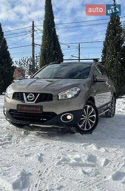 Позашляховик / Кросовер Nissan Qashqai 2010 в Сумах