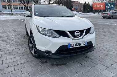 Позашляховик / Кросовер Nissan Qashqai 2015 в Черкасах