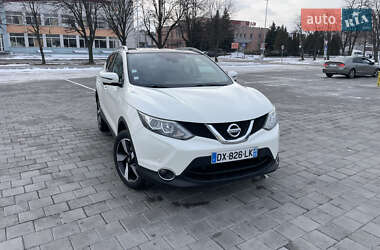 Внедорожник / Кроссовер Nissan Qashqai 2015 в Черкассах