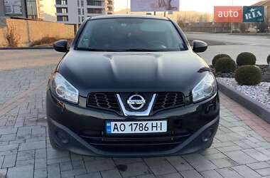 Позашляховик / Кросовер Nissan Qashqai 2013 в Хусті