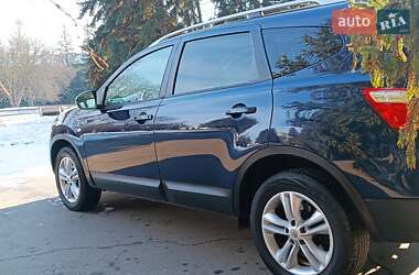Внедорожник / Кроссовер Nissan Qashqai 2013 в 