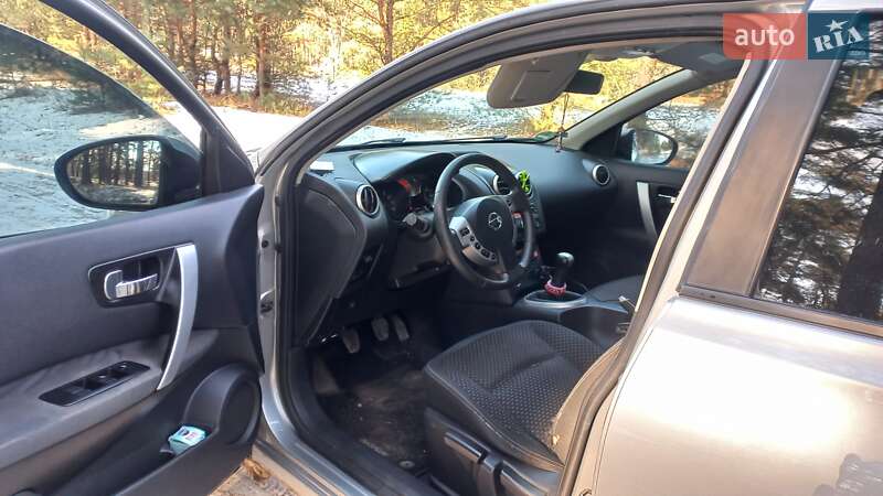 Позашляховик / Кросовер Nissan Qashqai 2007 в Охтирці