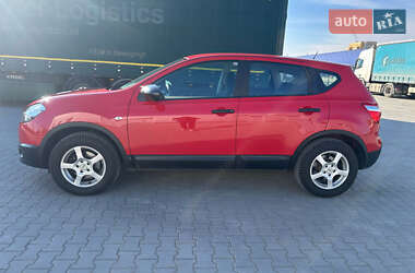 Позашляховик / Кросовер Nissan Qashqai 2011 в 