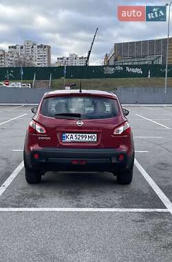 Позашляховик / Кросовер Nissan Qashqai 2012 в Києві