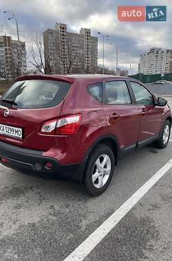 Позашляховик / Кросовер Nissan Qashqai 2012 в Києві