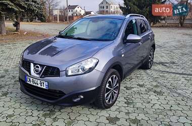 Внедорожник / Кроссовер Nissan Qashqai 2013 в Дубно