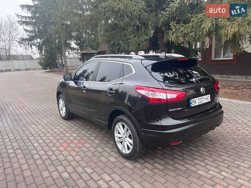 Позашляховик / Кросовер Nissan Qashqai 2014 в Рокитному