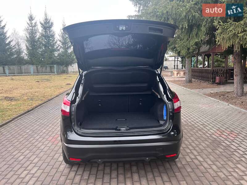 Позашляховик / Кросовер Nissan Qashqai 2014 в Рокитному
