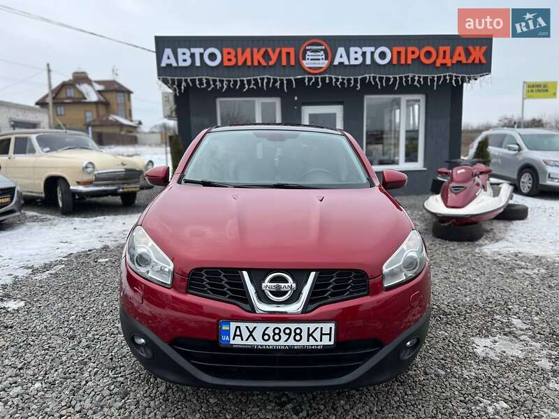 Внедорожник / Кроссовер Nissan Qashqai 2010 в Песочине