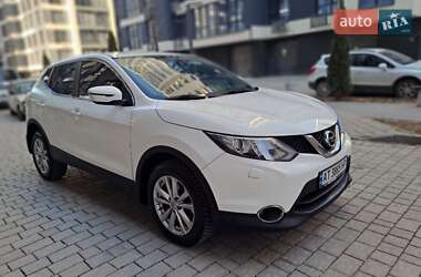 Внедорожник / Кроссовер Nissan Qashqai 2014 в 